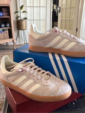 adidas Womens Gazelle Suede Sneakers in Light Pink with Gum Sole
